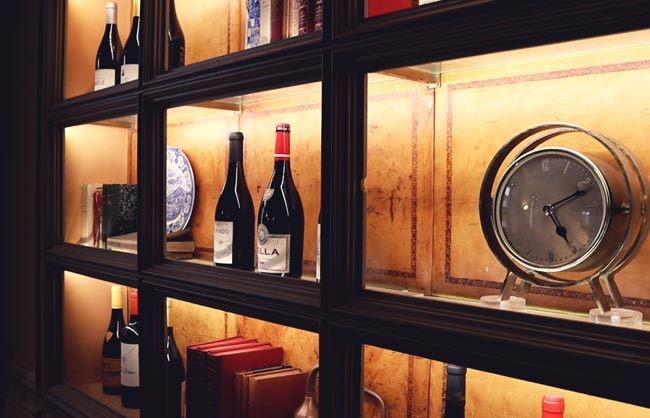From The Vine: Port & Wine Tasting Bar - Port & Wine Tasting In Lisbon at the table